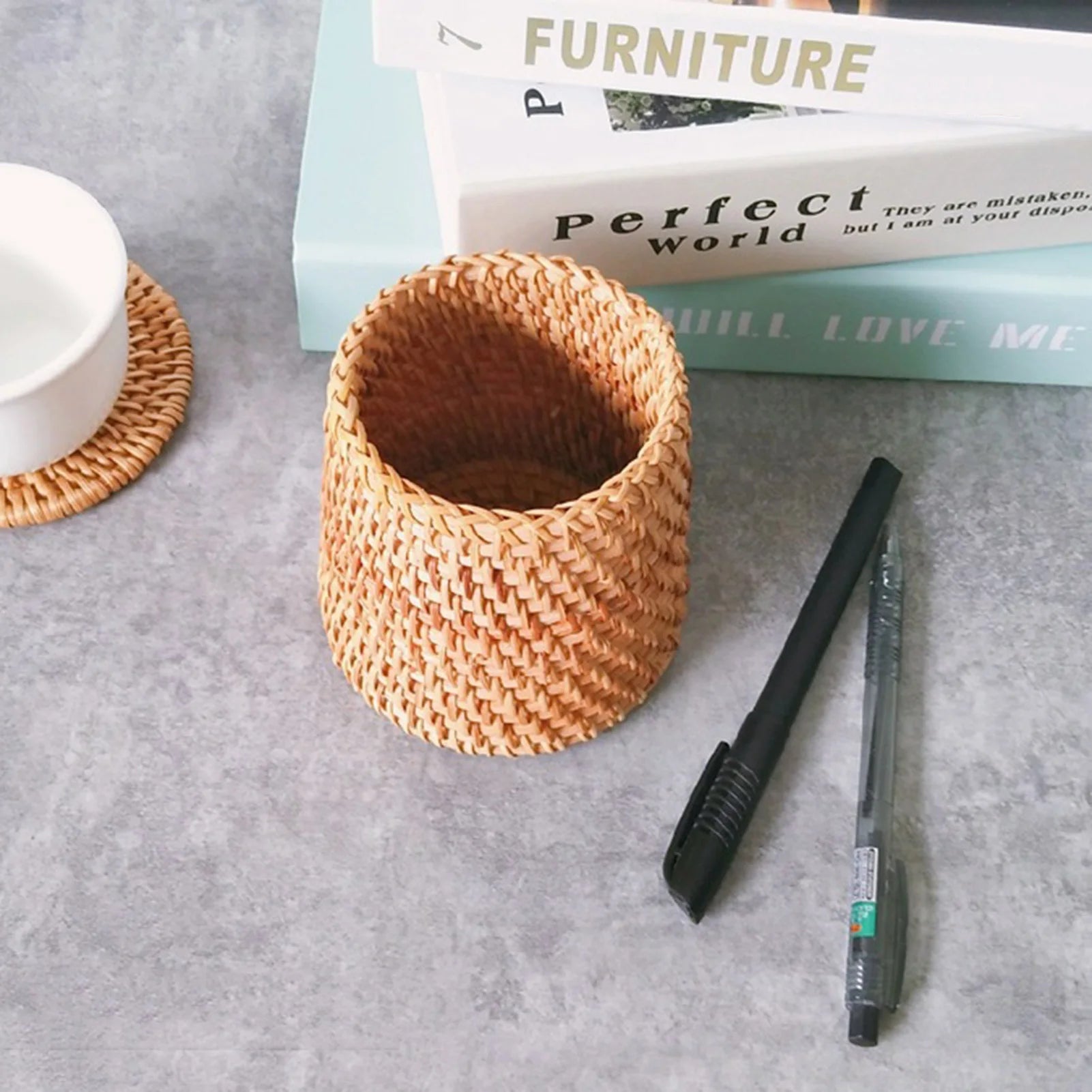 Handmade Pen Holder Hand Woven Wood Vine Rattan Stationery Container Storage Box Organizer Office School Desk Accessories Decor